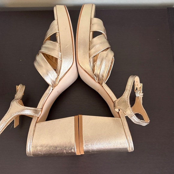 Reformation Maize Platform Heeled Sandals Leather Gold Metallic Anthro Sz 6 NEW - Picture 11 of 13